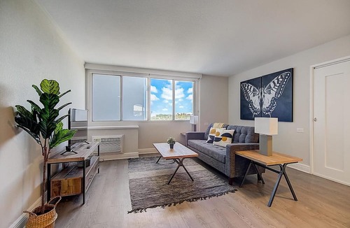 St. Petersburg Apartment | Landing | Chic 2BD, Gym, Clubhouse
