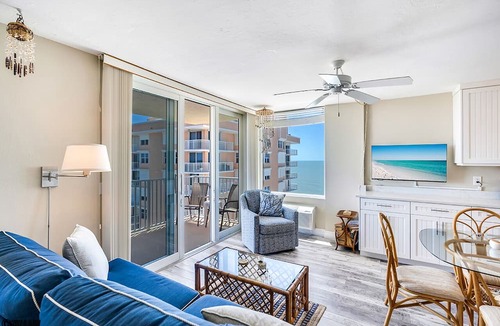 South Island Condo | PENTHOUSE 3C at Estero Beach And Tennis Club! Gulf View!