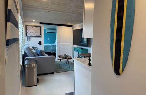 Matlacha Apartment | All new, incredible location! Waterfront unit in Matlacha with many amenities.
