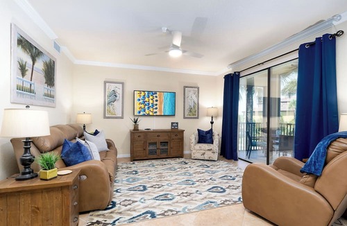Naples Condo | SUNSET OASIS | Resort Condo, w/Golf, Tennis & Fitness – 8 Mi to Beaches