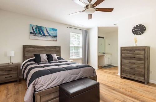 Duncan House | Location, Convenience, Comfort! Spacious home in a quite neighborhood, near GSP