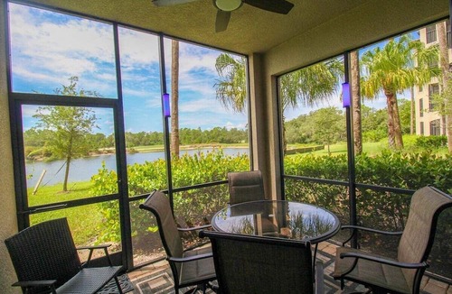 Lakewood Ranch Condo | Exclusive 2 BR Lakefront Condo in Lakewood National - The Duffers Retreat