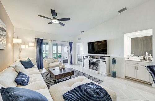 Immokalee Condo | Ave Maria Golf Retreat w/Resort Perks + Balcony
