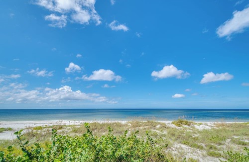 Boca Grande Condo | Sea Oats 112 | 2BR/2BA Boca Grande Gulf Front Luxe