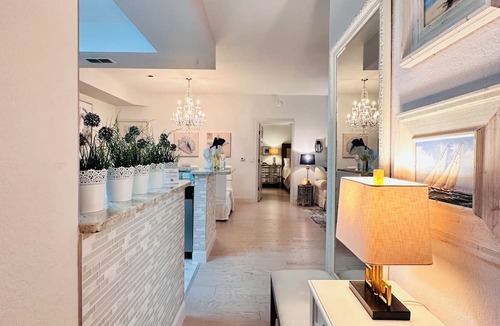 McGregor Condo | "Home away like home"-luxury, relaxing tropical escape to a sunshine state