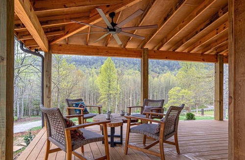 Saluda House | Palmetto Trailside Retreat