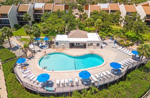 Siesta Key Condo | 🦩Book Me Baby! Bayview Beauty at Siesta Key 🦩
