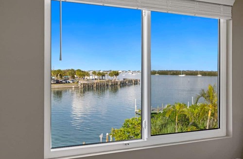 Englewood Condo | Chadwick Cove Resort & Marina