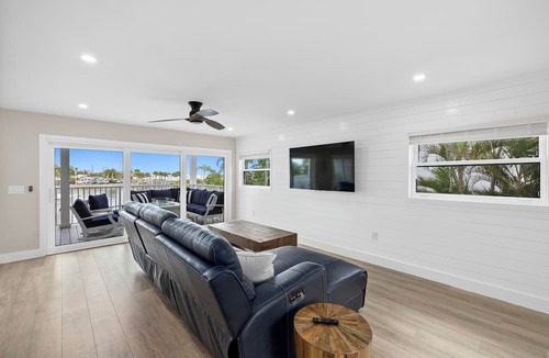 Englewood Condo | Chadwick Cove Resort & Marina