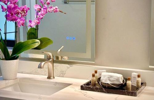 Naples Park Villa | Acqua Atelier by Vanderbilt Beach