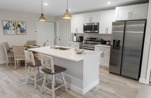 Englewood East House | Coastal Escape - New Luxury House