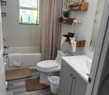 Memphis Apartment | The Rosezena Experience