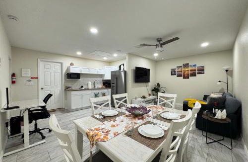 Lehigh Acres Apartment | Sunshine Nest
