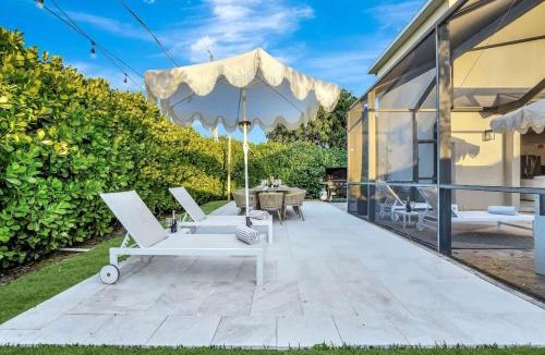 Naples Park House | 3 Minutes To Beach, Dining, & Nightlife, 4 Bedroom, 4 Bathroom, Equipped With Pool & Spa Lux Family Home Sleeps 10