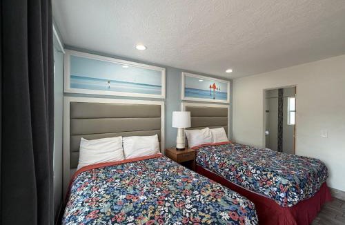Indian Beach Sapphire Shores Hotel | Siesta Inn Sarasota - Indian Beach