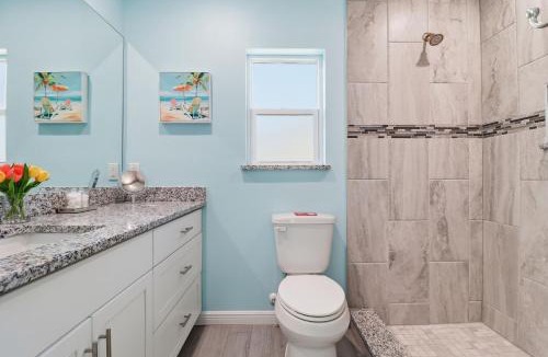 Punta Gorda Apartment | New! Charming Lilac Cottage 111