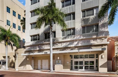 Downtown Historic District Hotel | The Banyan Hotel Fort Myers, Tapestry Collection by Hilton