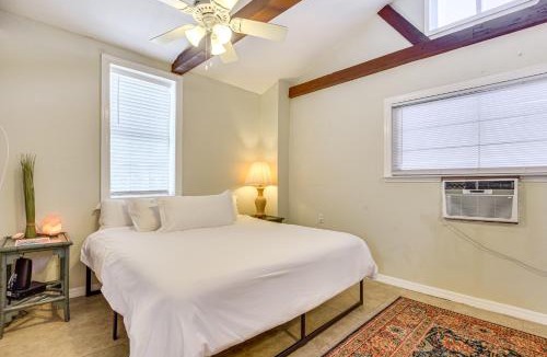 Bradenton Apartment | Walkable Studio 1 Mi to Riverwalk & Dtwn Bradenton