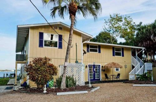 Englewood Villa | "Seaglass" Dazzles with Exceptional Bay Views&Pool
