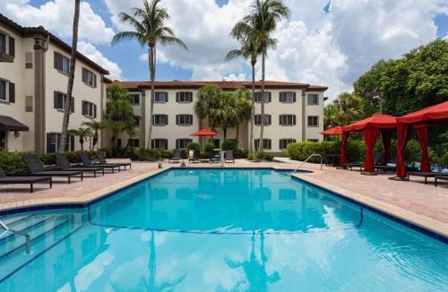 Naples Hotel | Hawthorn Extended Stay by Wyndham Naples