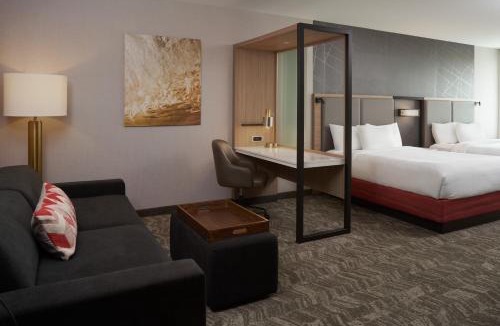 Estero Hotel | SpringHill Suites by Marriott Fort Myers Estero