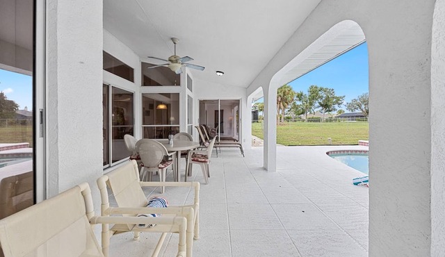 Relax in Rotonda Pool Home in Golf Course Community, Near Beaches, Shopping, Restaurants - Awesome!