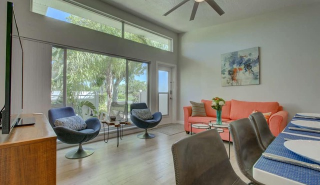 Pelican Gardens Villa 23