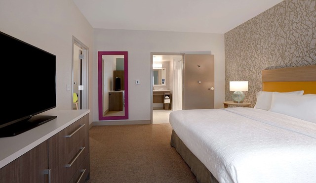 Home2 Suites by Hilton Lakewood Ranch