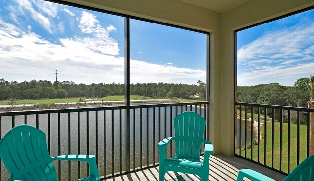 Unprecedented Golf! Penthouse Condo Lakewood National Golf & CC. Lakewood Ranch