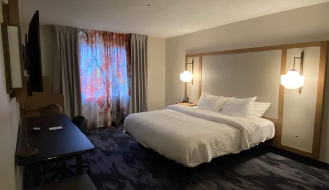 Fairfield Inn & Suites by Marriott Saratoga Malta in Ballston Spa