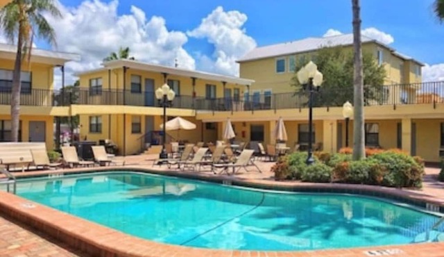 Unit #216 Minutes to the beach! So cute & spacious w/peek a boo view of Gulf!