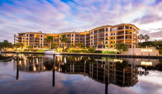 The Blue Heron | 2 bedroom 2 bath condo overlooking marina