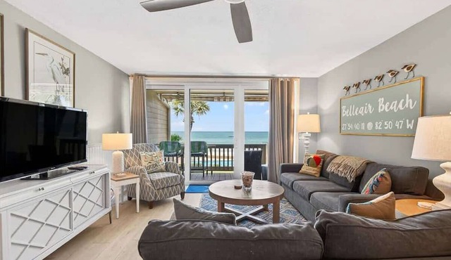 Sonrisa 10 - Beachfront Townhome in Belleair Beach!