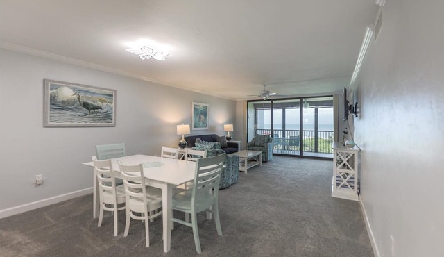 Compass Point 162 - Direct Gulf Views!