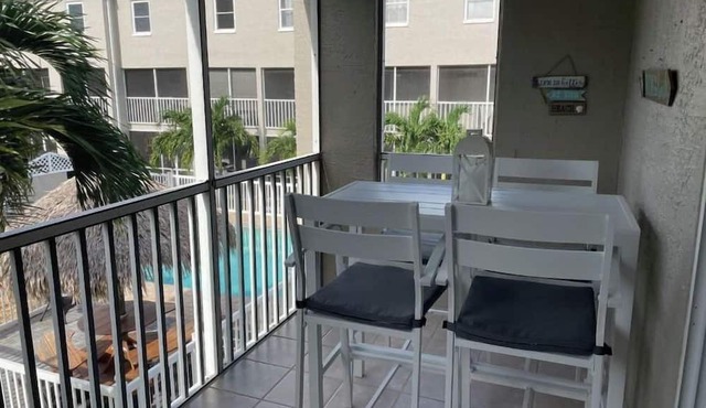 Tierra Palms - Pool View, Garage, Nearby Beaches