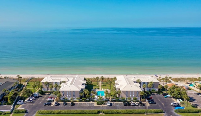 Tortugas DeMar103B-Gulf Front & Ground Level-Fabulous 2 BR unit in Belleair!