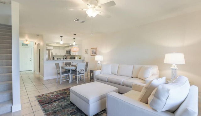 LAKE PALMS 1 - Sanibel Condo Overlooking Lagoon