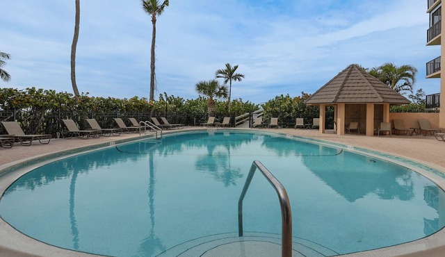 Seawinds 703-Stunning, Renovated, 2-bedroom, 2-bathroom, Direct Beachfront Condo.