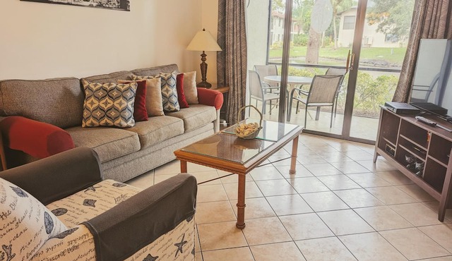 Beautiful 2/2 ground floor condo ⚓ resort style community