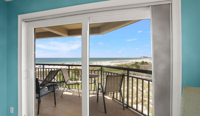 🌊 Gulf Front Condo — Gulf Strand Resort, St. Pete Beach