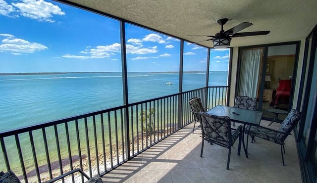 Sanibel Harbour Resort Harbour Tower 316: Overlooking the waters of San Carlos Bay & Gulf of Mexico.