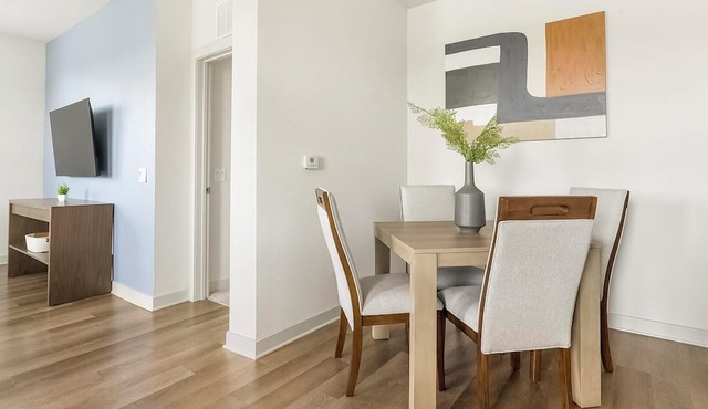 Landing | Incredible 2BD, Clubhouse, Gym