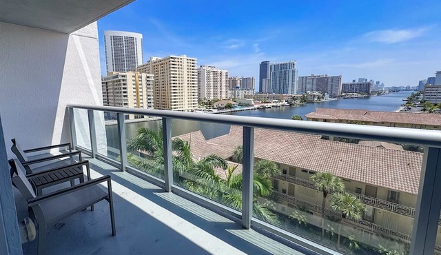 Modern Beachwalk Apt 805