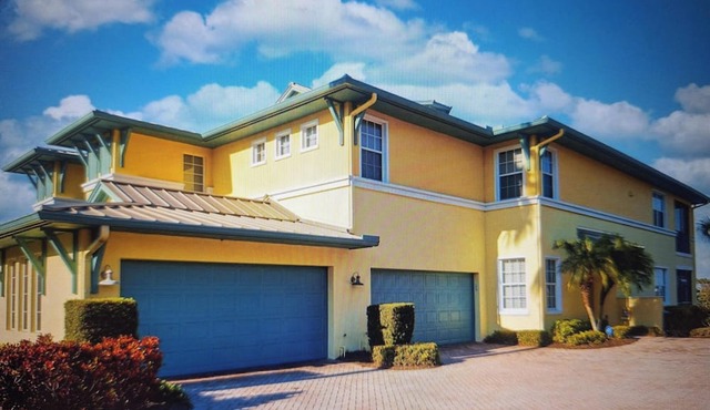 Premium Carriage In the Sought After Tidewater Preserve Conveniently Located!
