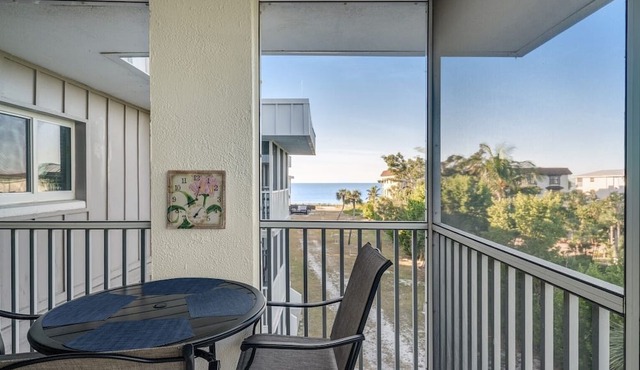 Island Beach Club P1B — Sanibel Island Getaway