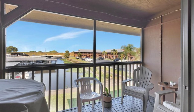 Lake View -Fresh & New-Bass N Sun-Pool-King Bed