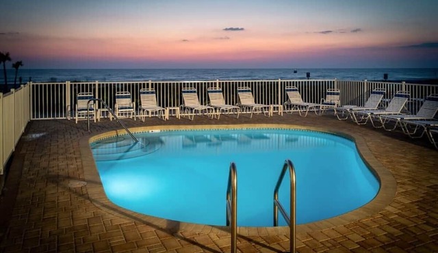 🏖️BBC #114 - | Modern Peaceful Renovated Heated Pool🏖️