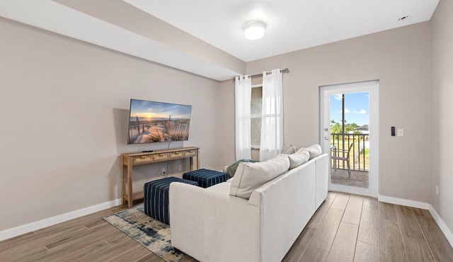 Gulf Access with Boat Slip, Heated Saltwater Pool, Dog-Friendly - Bacino Vista #203 - Roelens