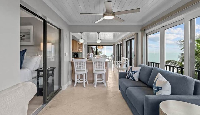 Gulf-Front Escape with Private Rooftop Sundeck & Sweeping Sunset Views