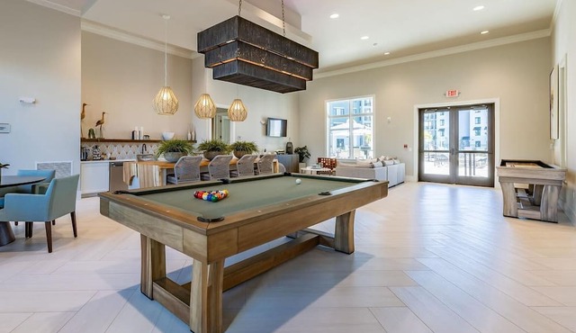 Landing | Spectacular 1BD, Yoga Studio, Gym